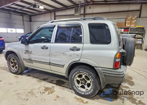 2001 Chevrolet Tracker Zr2 z USA, uszkodzony, nr VIN 2CNBJ734716951569